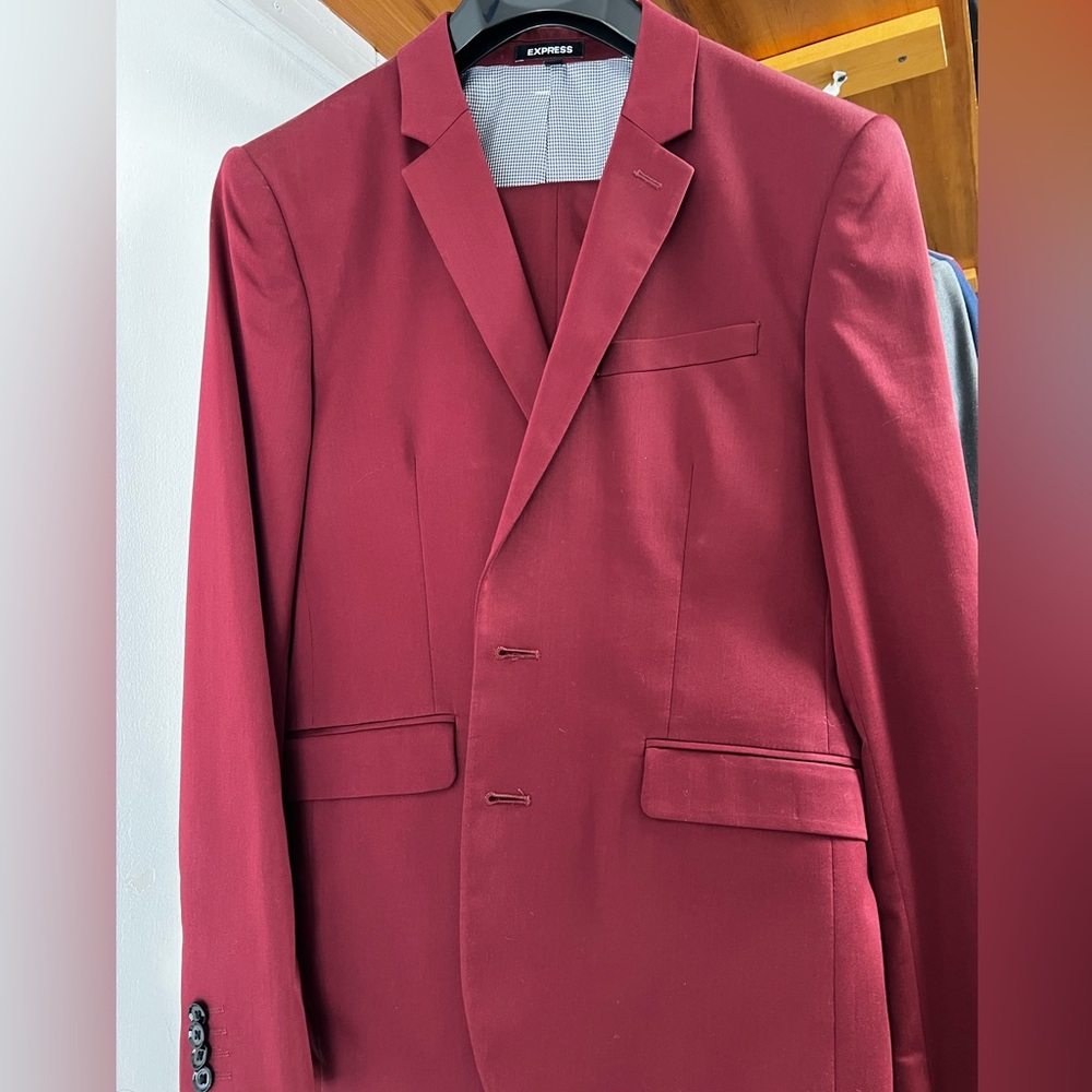 Express Red, Extra Slim, Short Suit